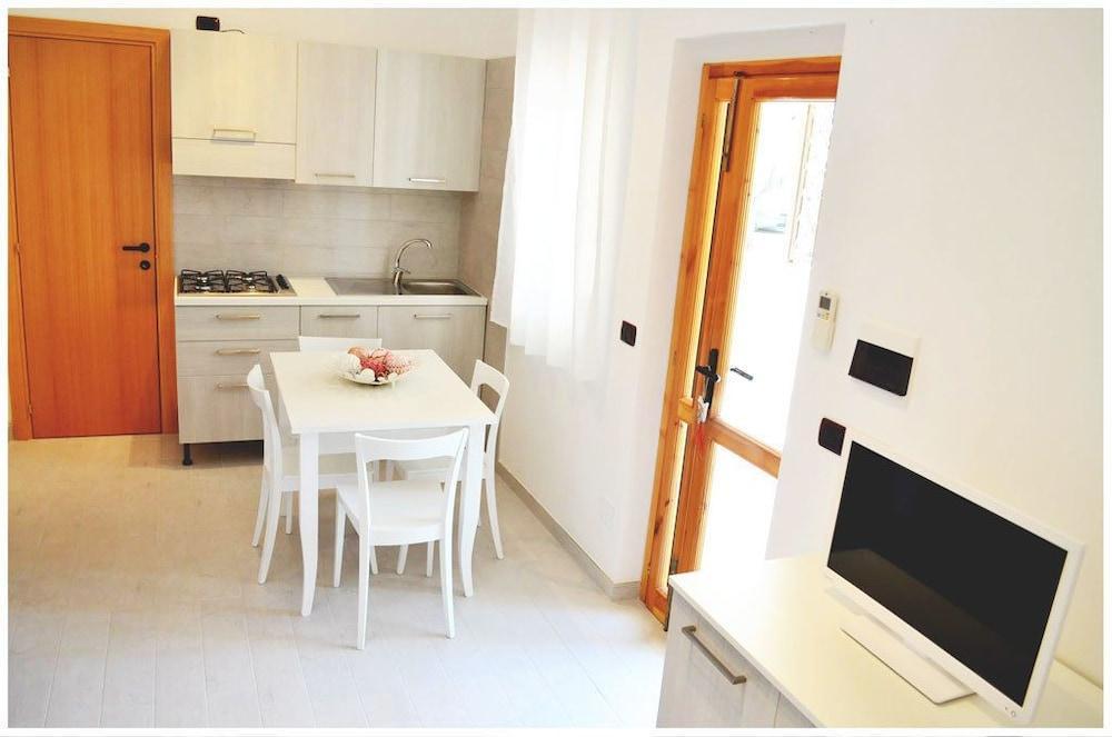 Residence Rendez Vous В'єсте Екстер'єр фото